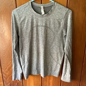 Lululemon Swiftly Tech Long-Sleeve Shirt grey size 4